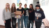 Projekt Jsem laskavec: Krabice od bot - VIII. C