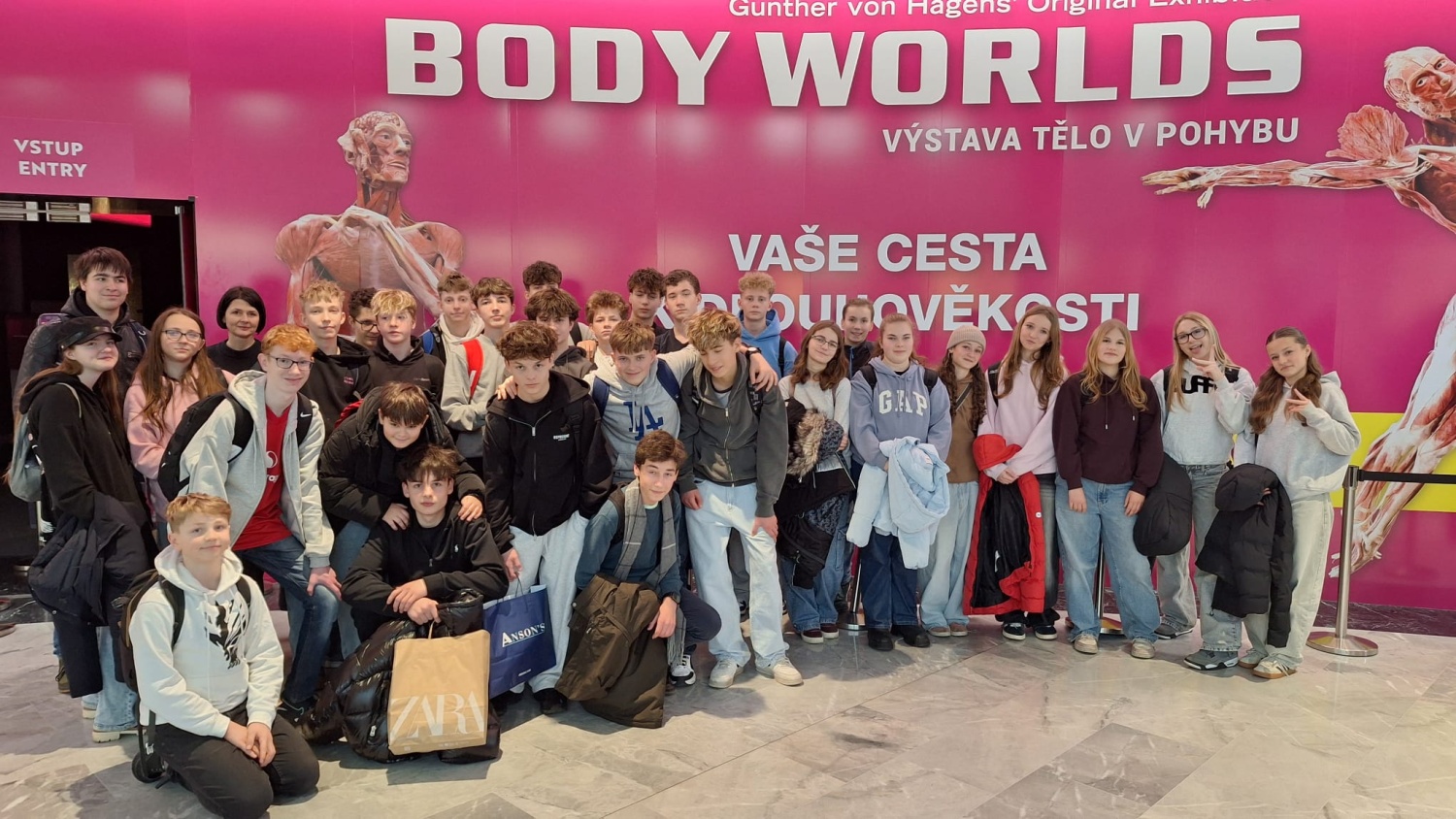 Osmáci na výstavě BODY WORLDS: Cesta pod kůži (doslova)