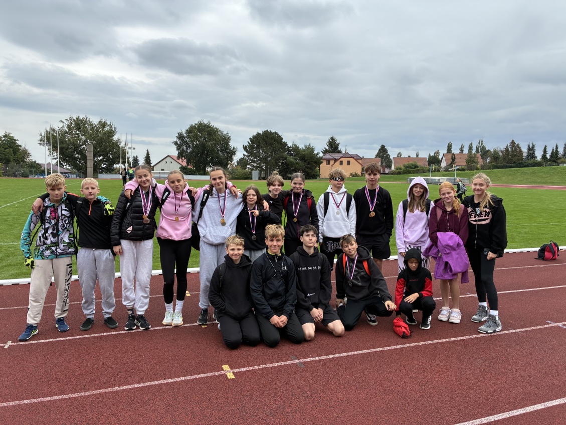 Na atletické olympiádě jsme vybojovali řadu medailí